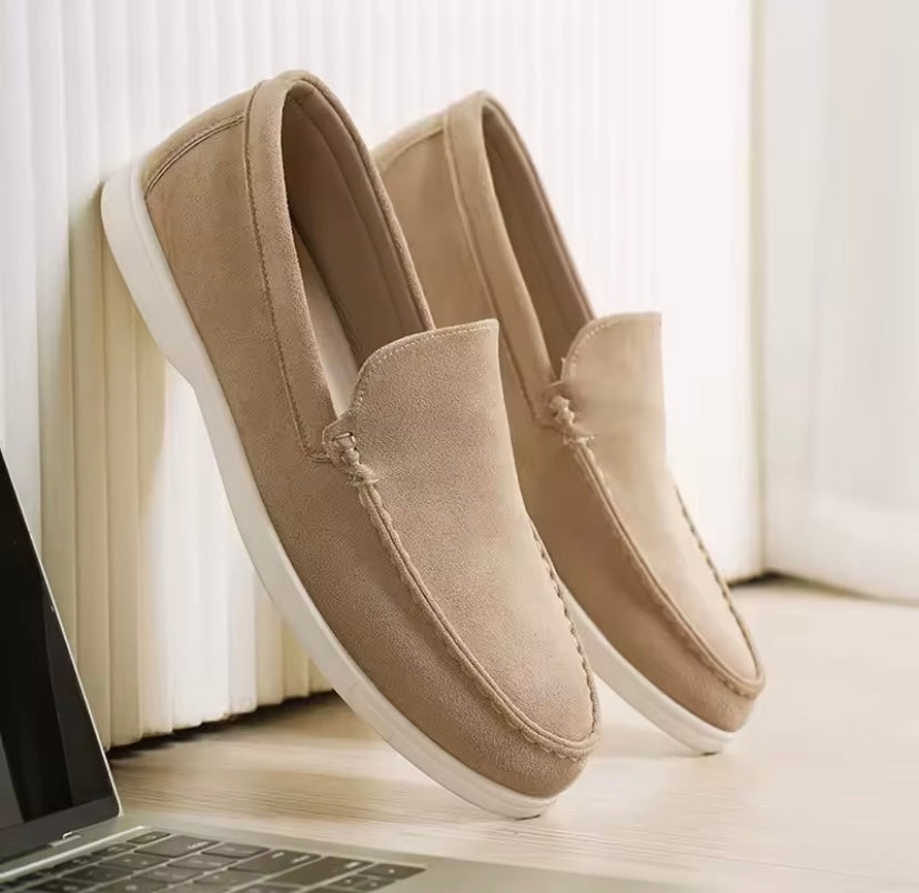 Lower classic leather moccasins