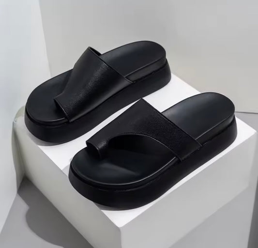 Thick-soled leather sandals