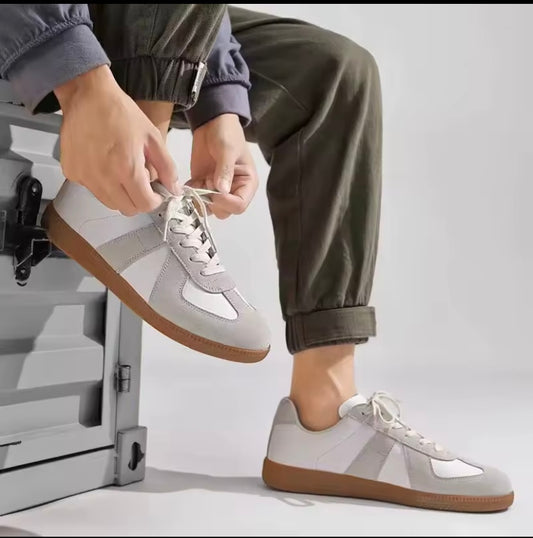 men's casual sneakers