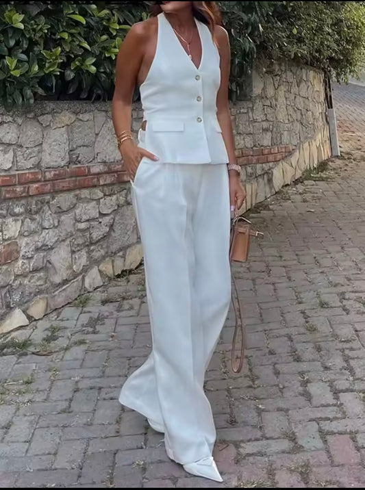 Casual women’s suit